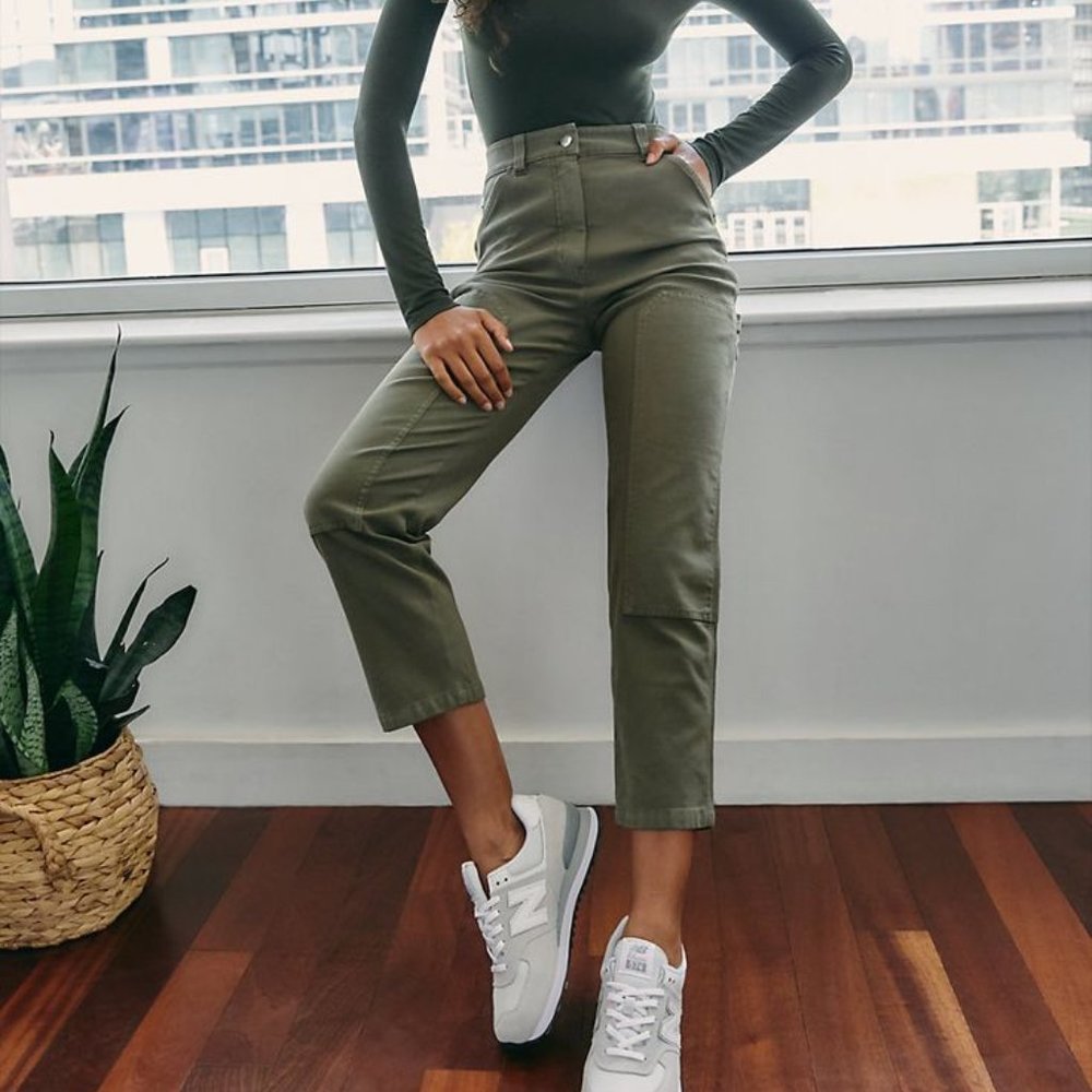 ARITZIA Brennan Pant Carpenter Cargo Style Green Size 06